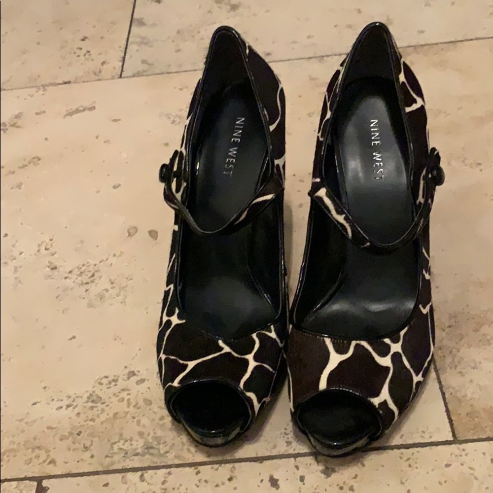 Nine West giraffe heels